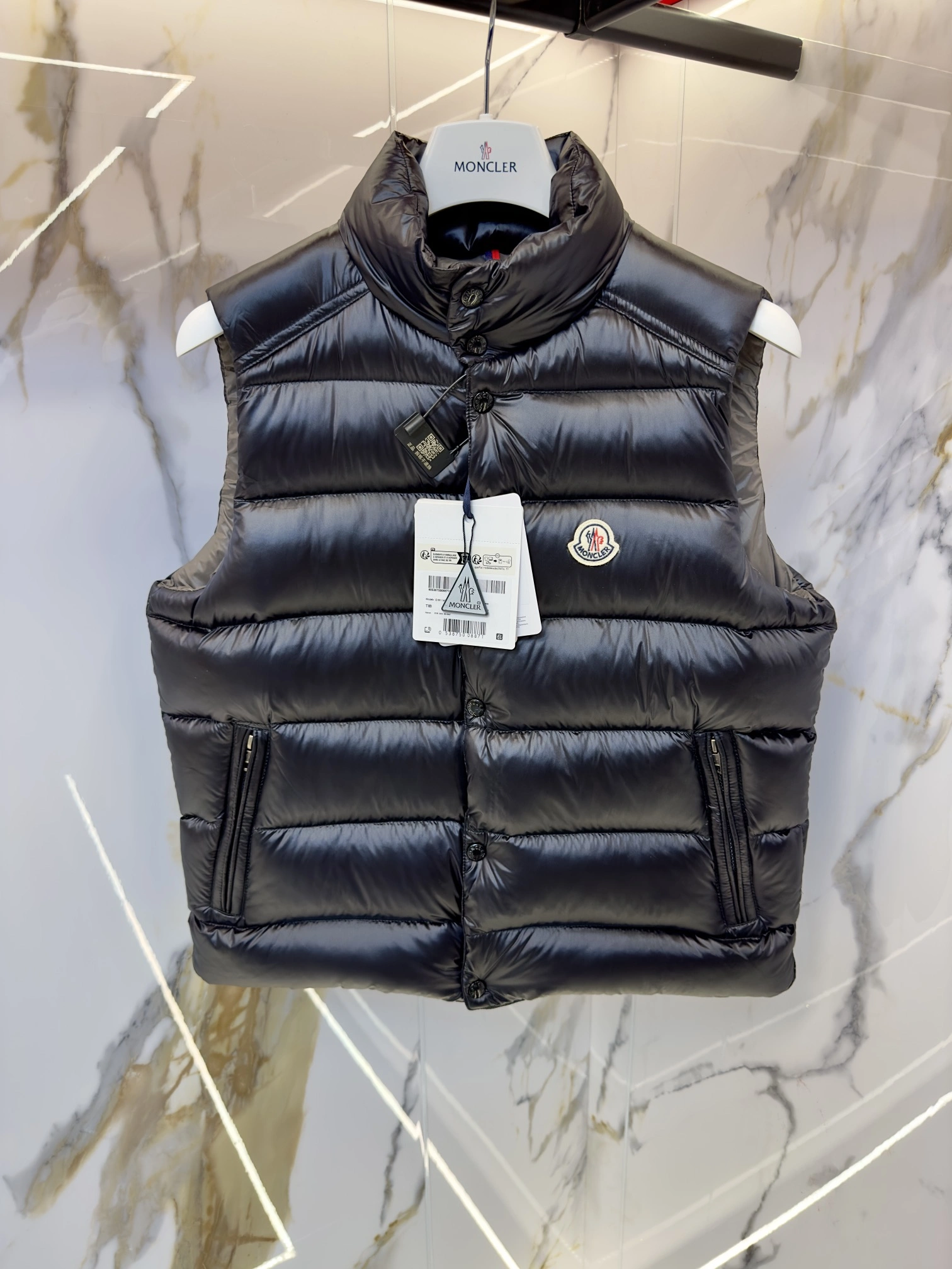 Popular Moncler Down Jackets 146577