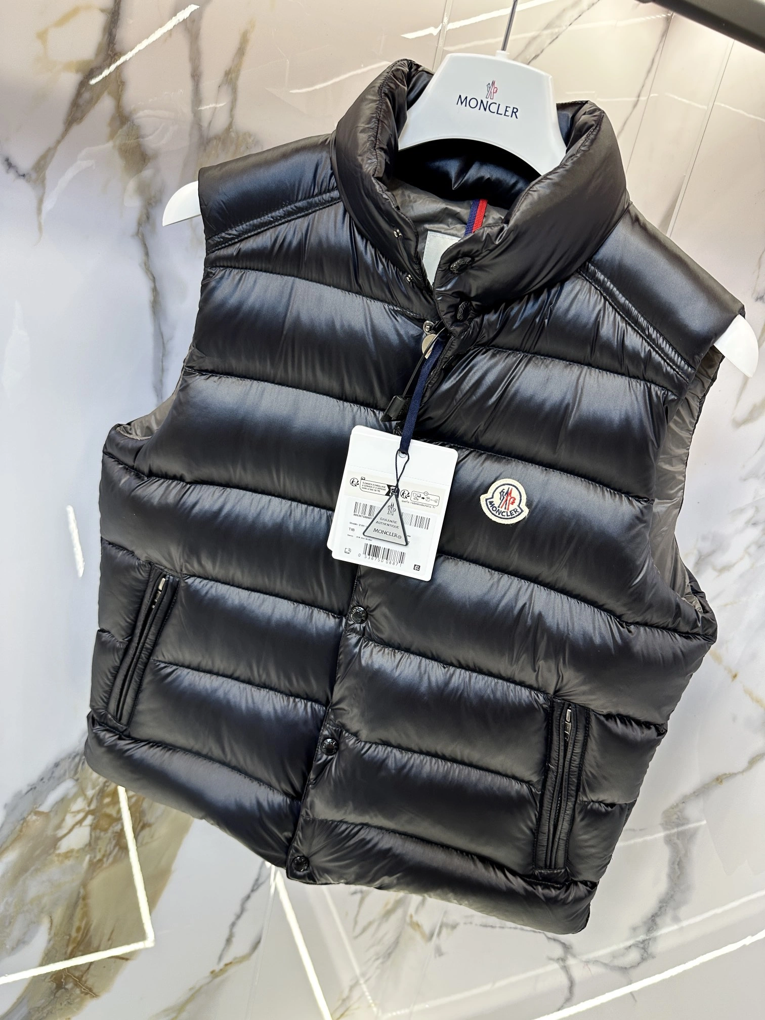 Popular Moncler Down Jackets 146577