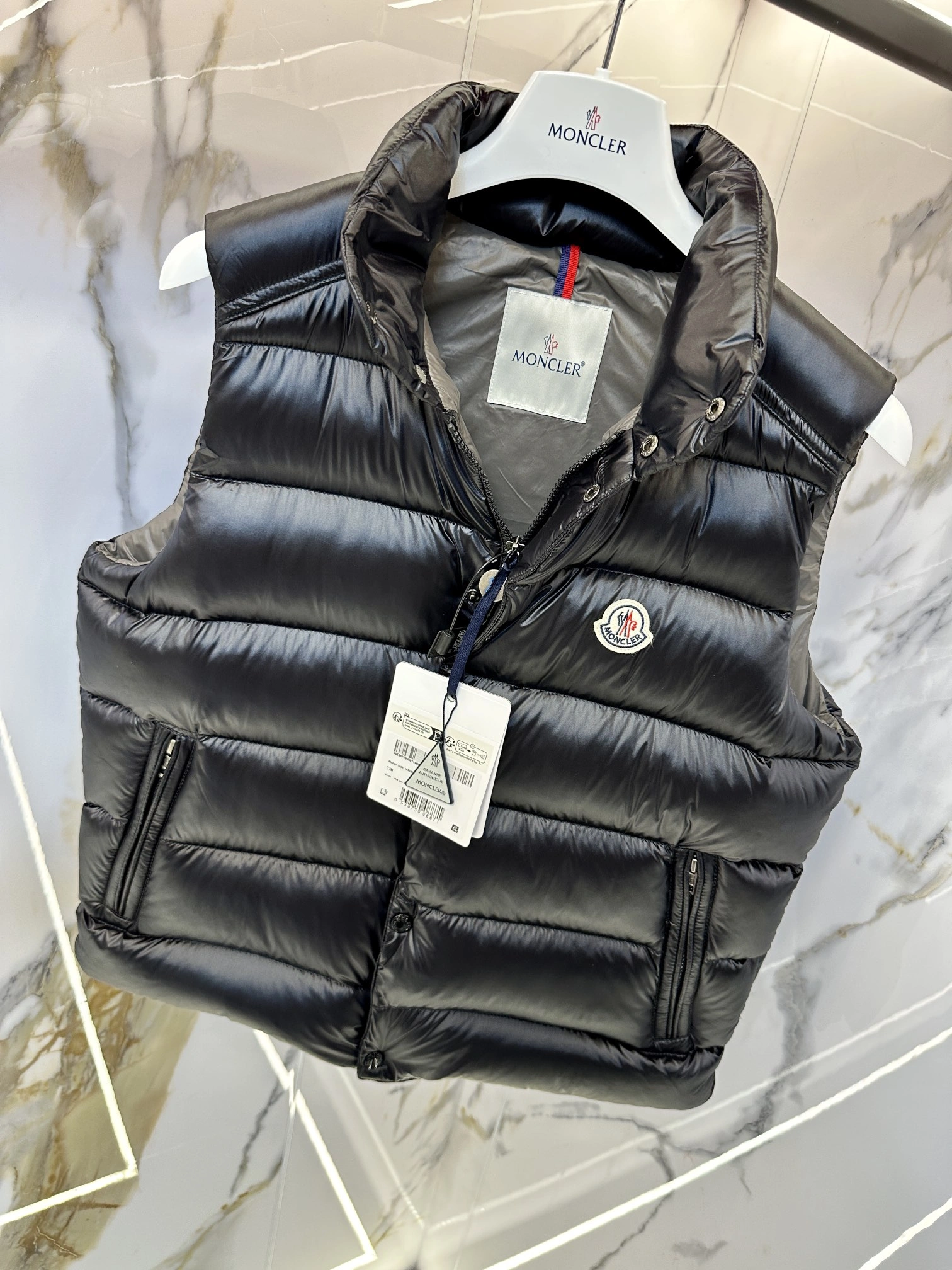 Popular Moncler Down Jackets 146577
