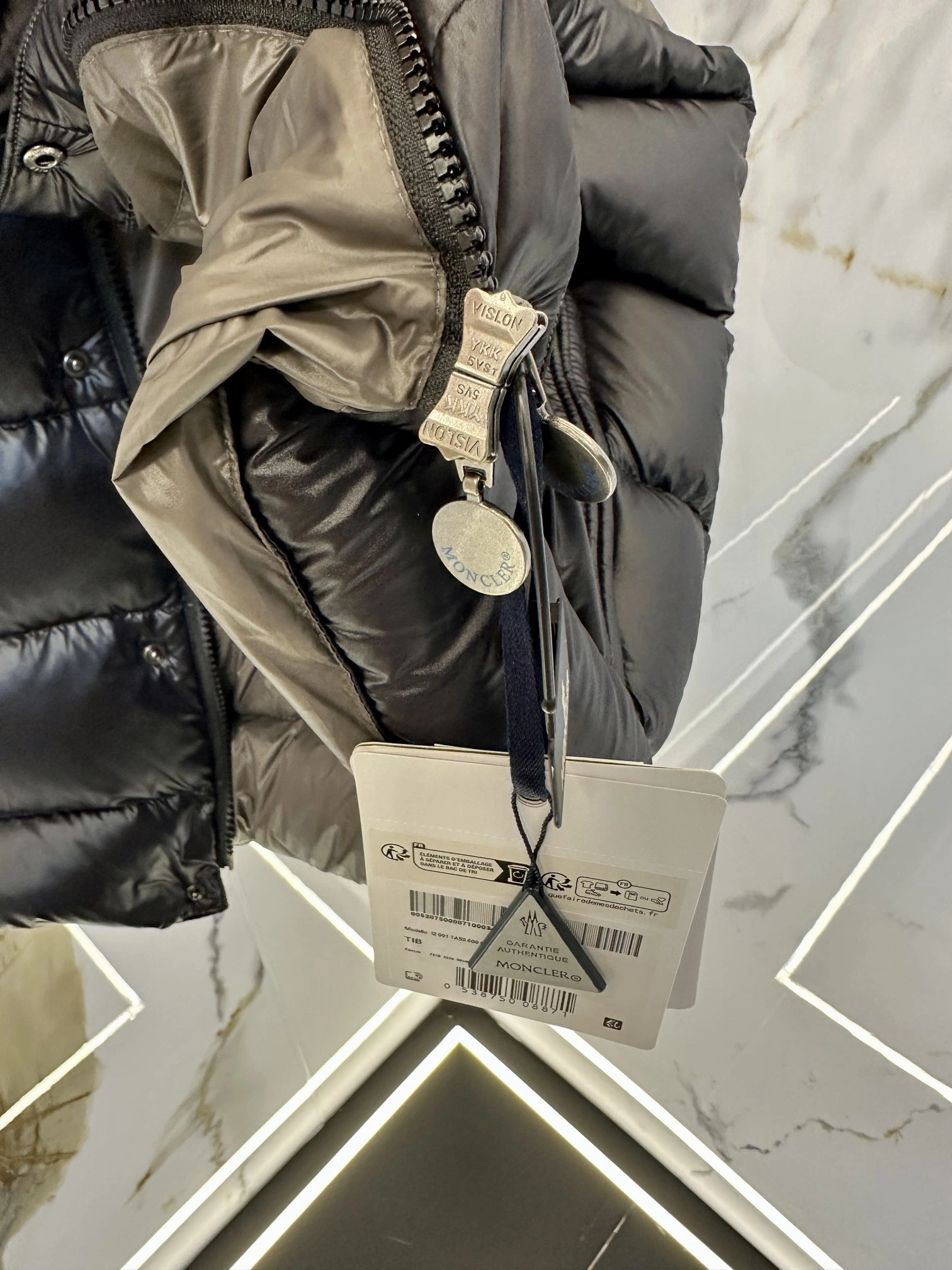 Popular Moncler Down Jackets 146577