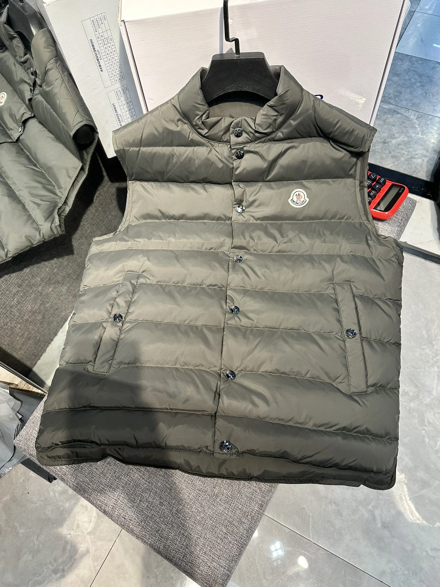 FreshLook Moncler Down Jackets 146568