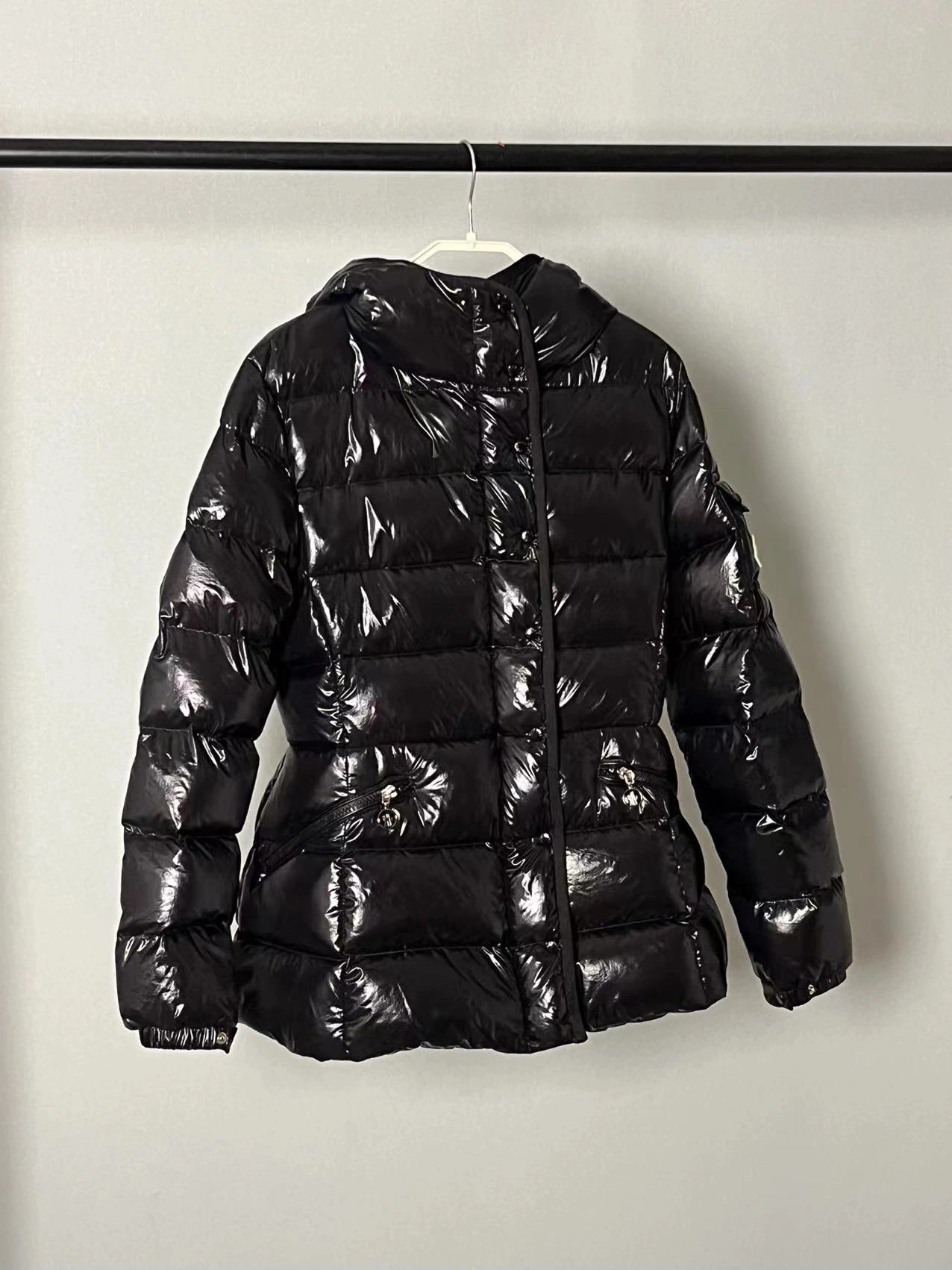 Moncler Down Jackets AllSeason 146570