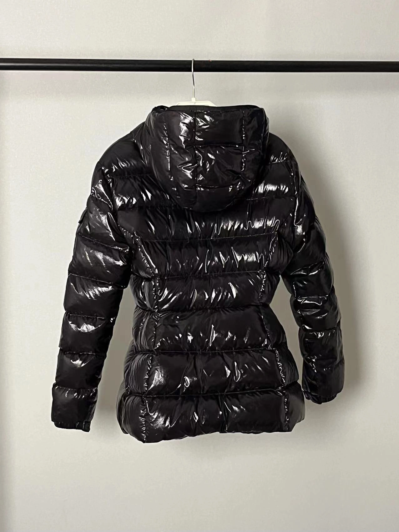 Moncler Down Jackets AllSeason 146570