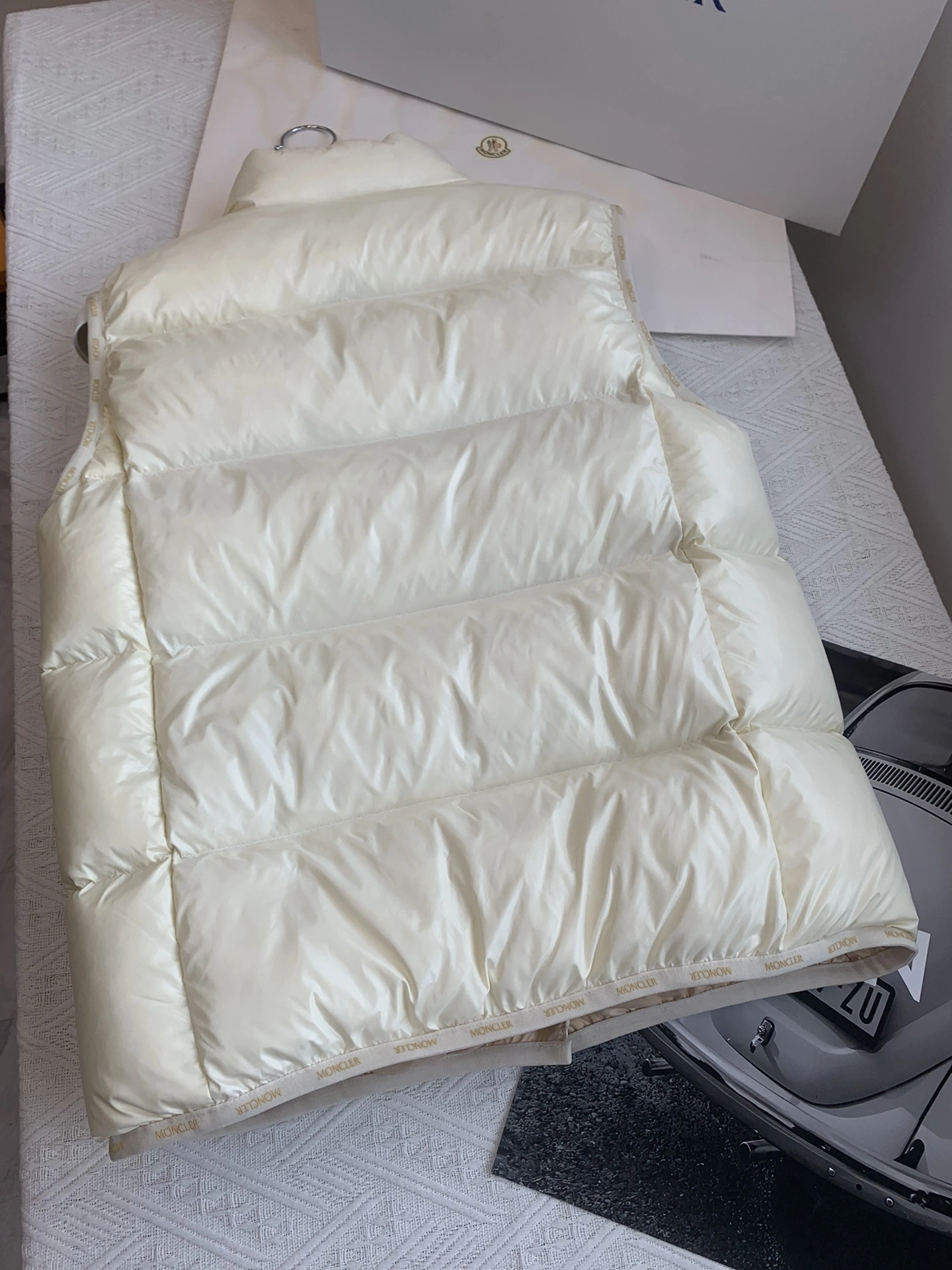 WellDesigned Moncler Down Jackets 146572