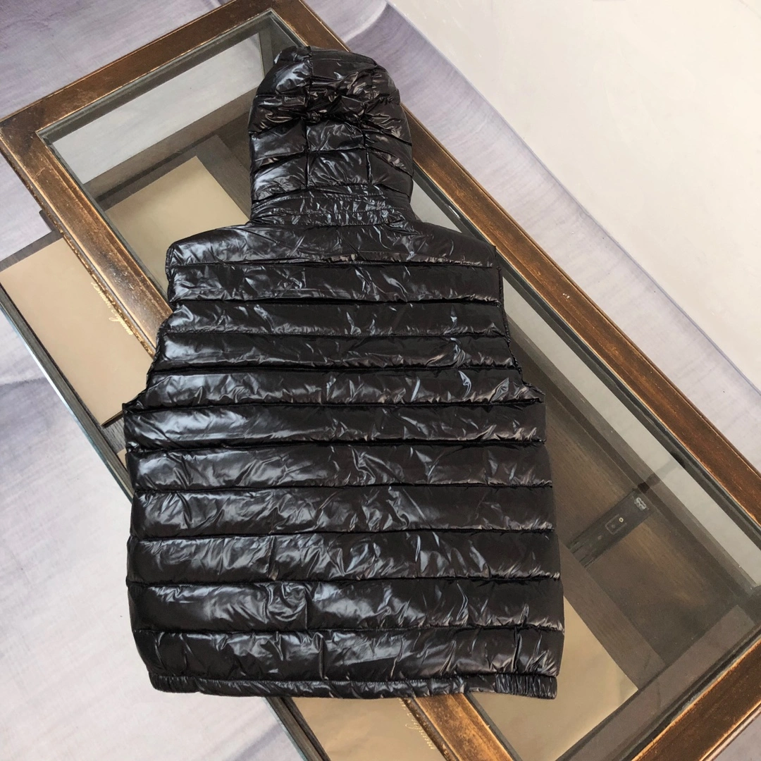 Stretchable Moncler Down Jackets 146578