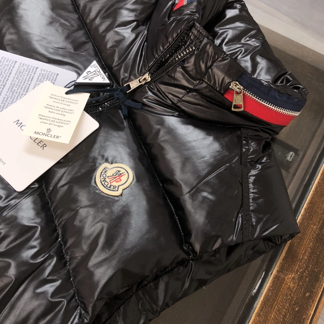 Reliable Moncler Down Jackets 146571