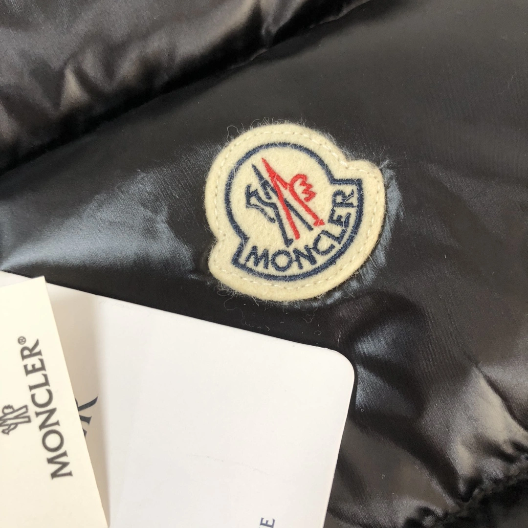 Reliable Moncler Down Jackets 146571