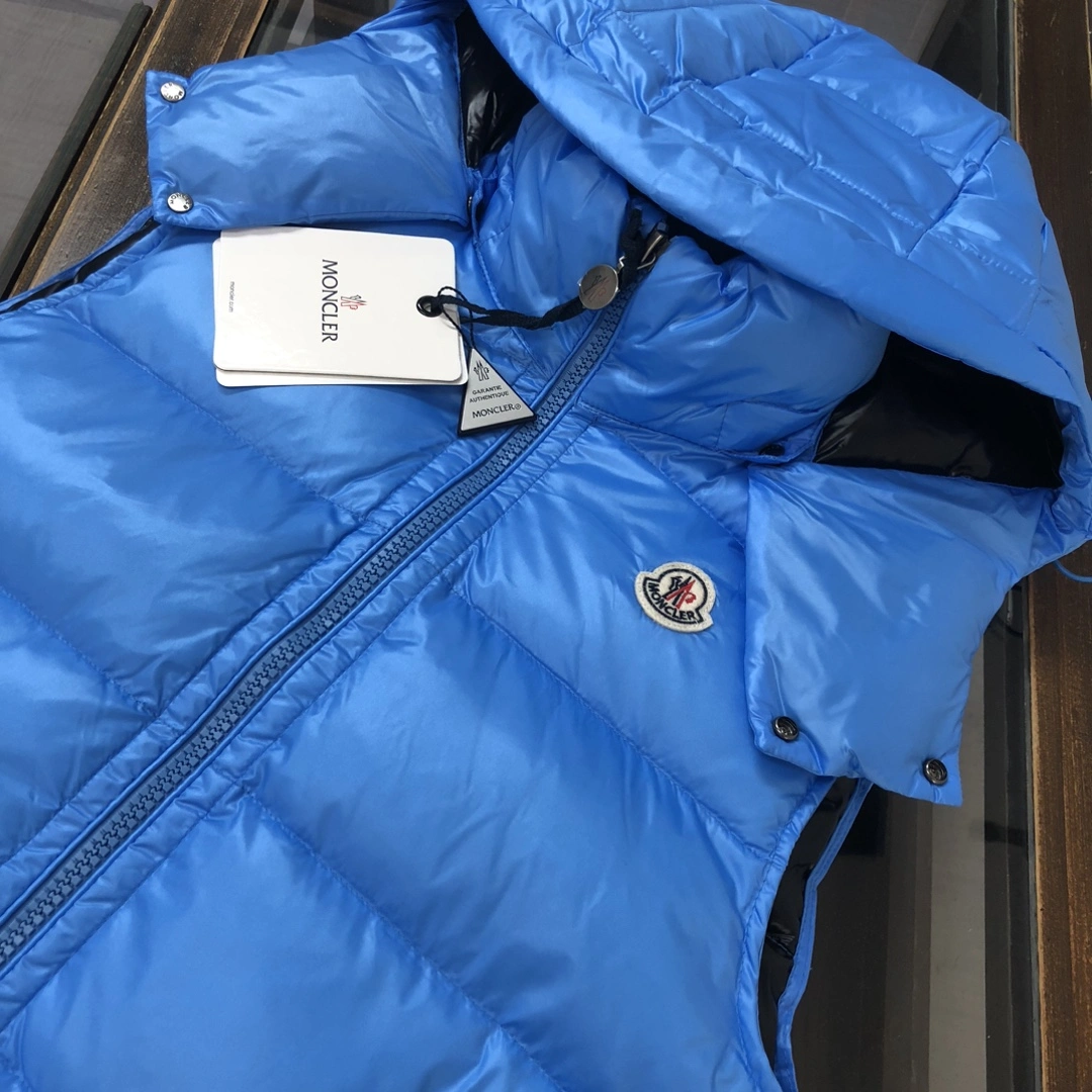 Moncler Down Jackets Casual 146561