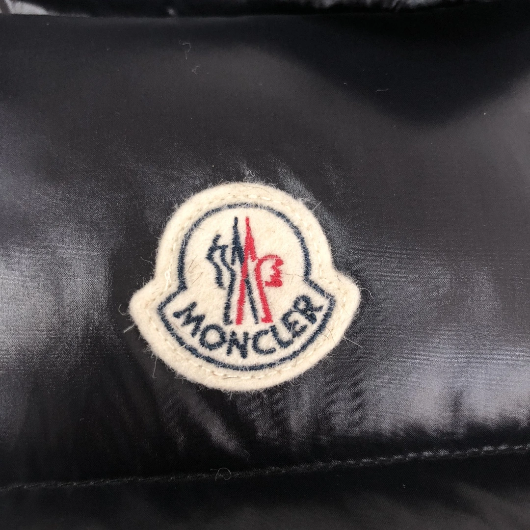 EyeCatching Moncler Down Jackets 146562