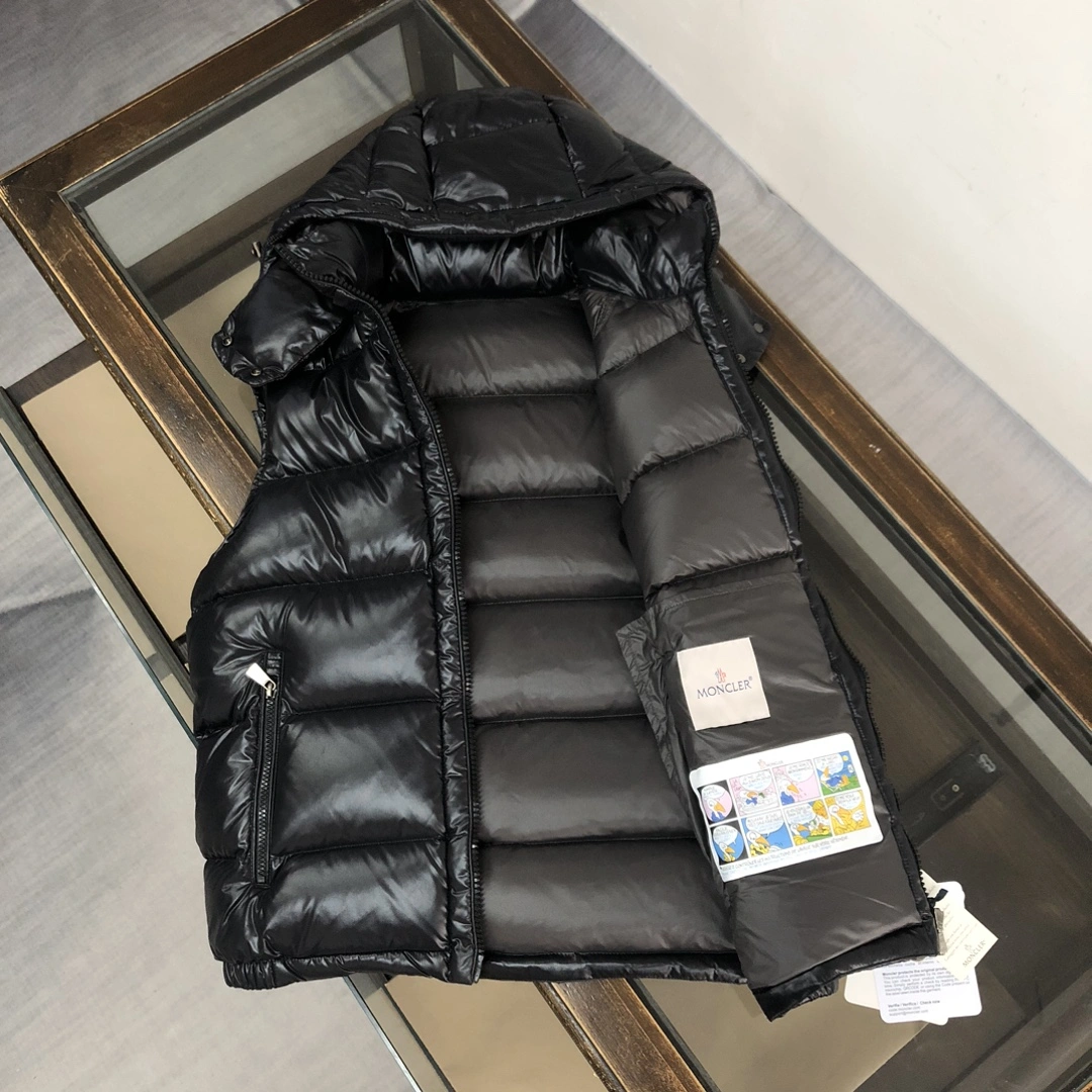 EyeCatching Moncler Down Jackets 146562