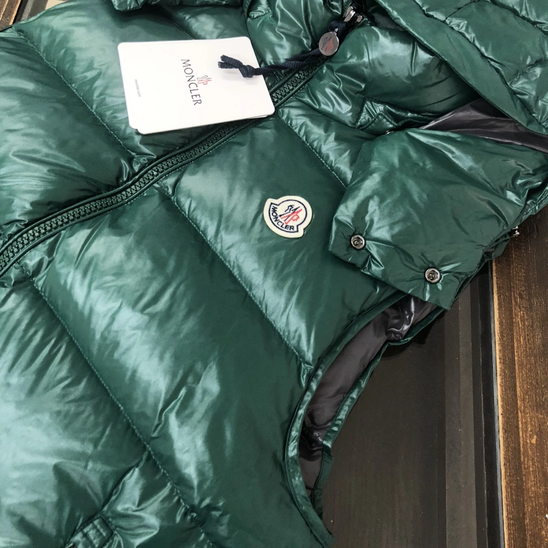 Moncler Down Jackets TechFriendly 139519