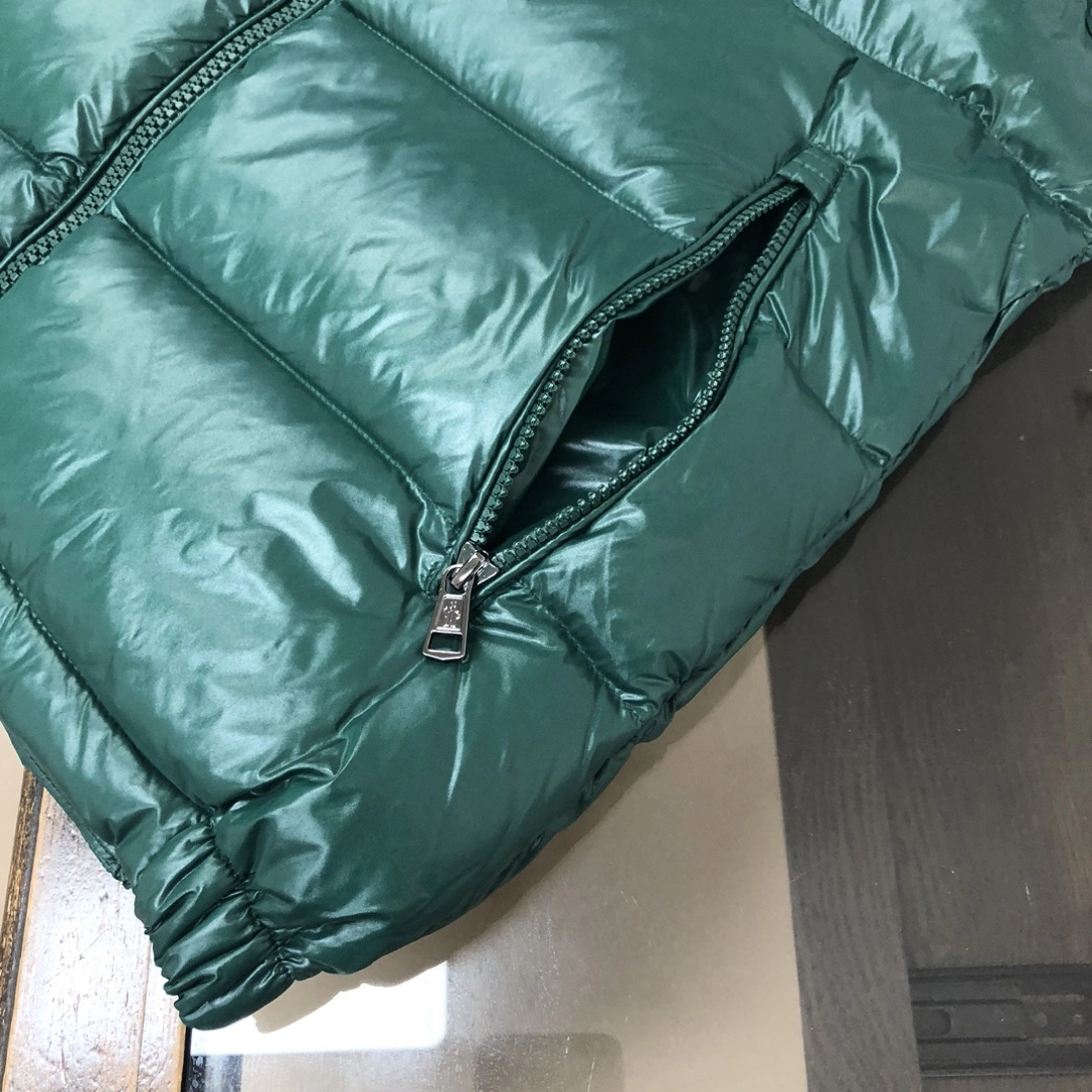 Moncler Down Jackets TechFriendly 139519