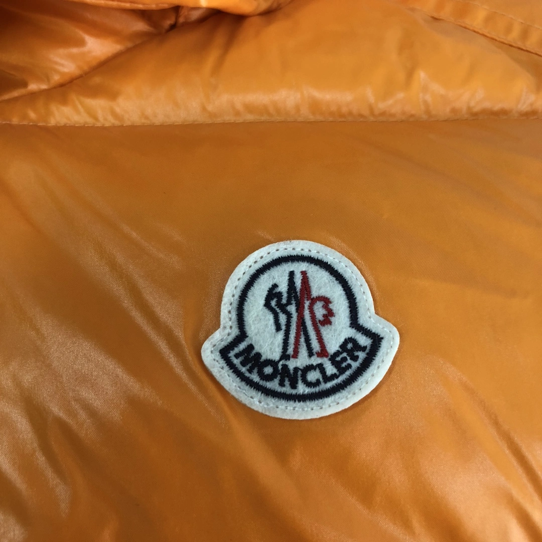 Sustainable Moncler Down Jackets 146559