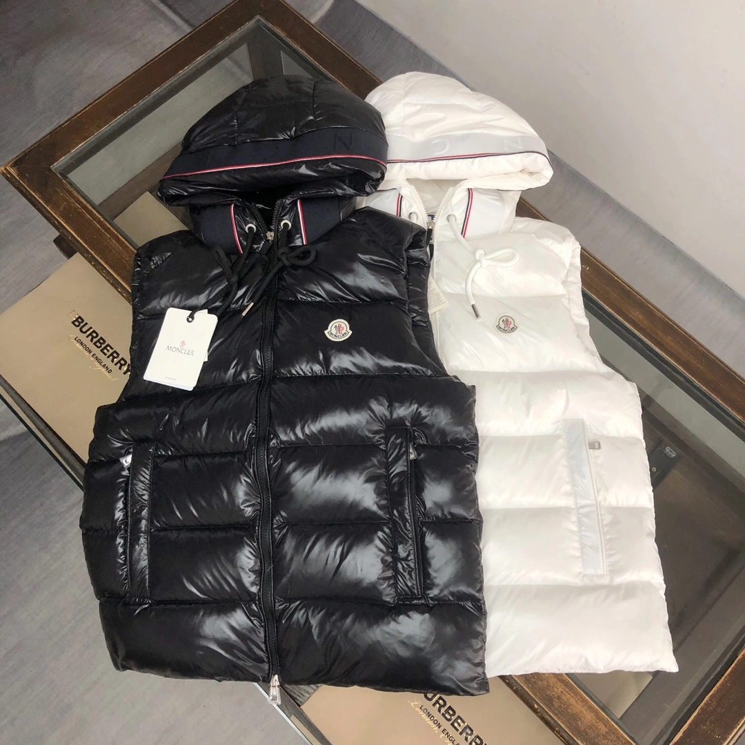 Snug Moncler Down Jackets 146552