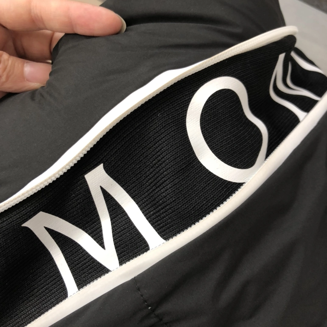 Packable Moncler Down Jackets 146546