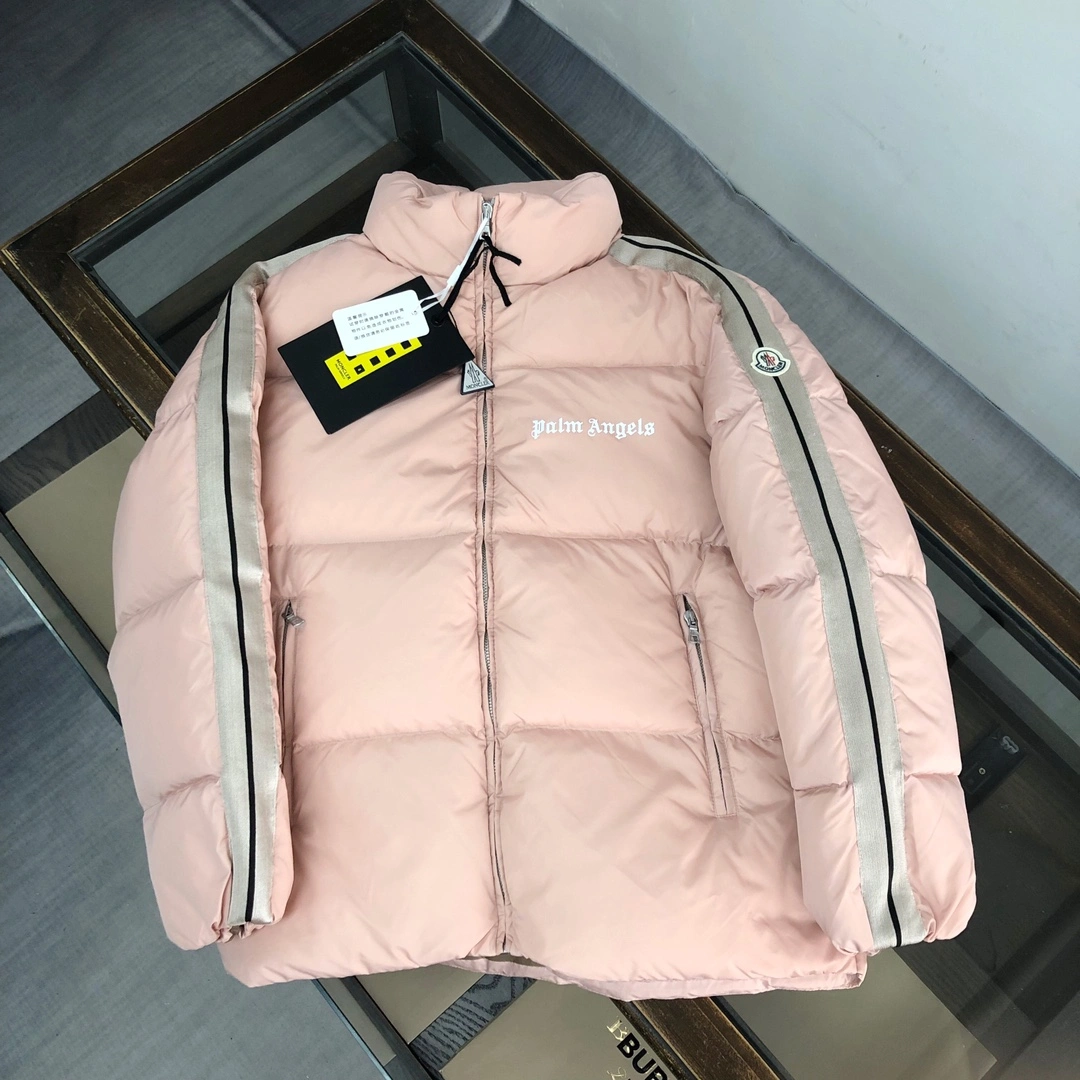 Moncler Down Jackets Sleek 146554