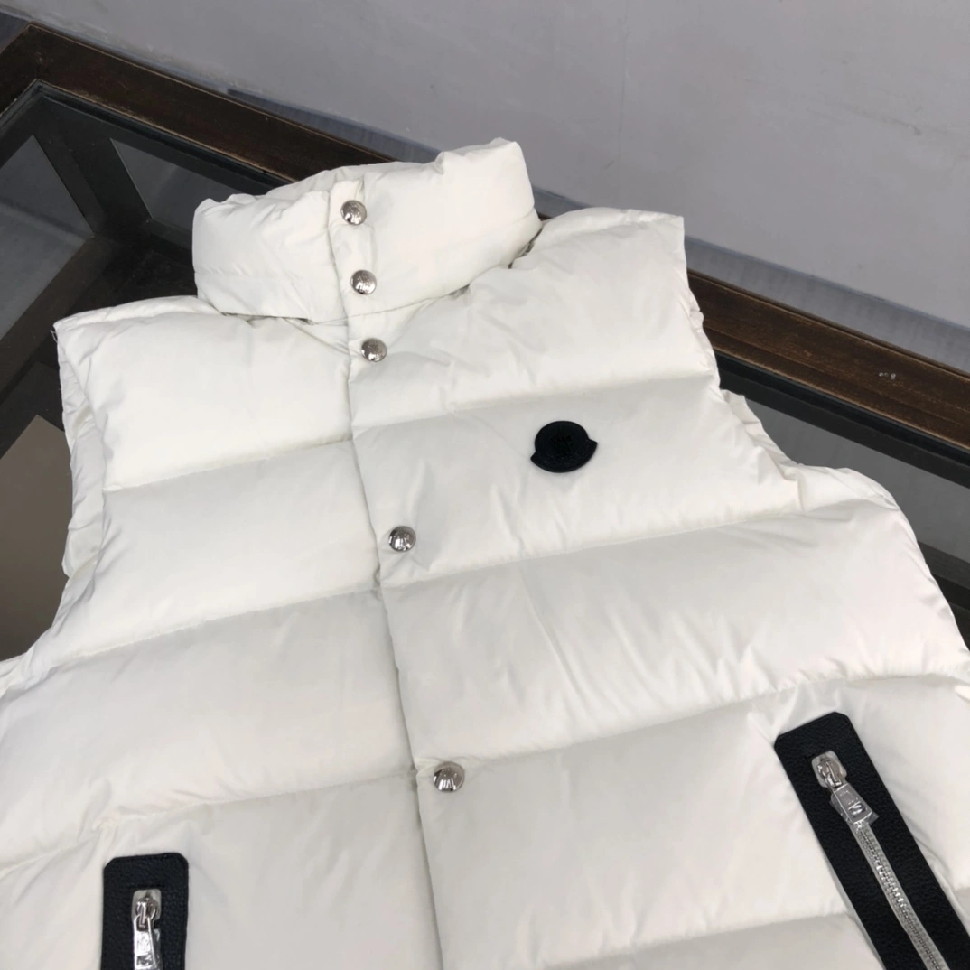 Flexible Moncler Down Jackets 146534