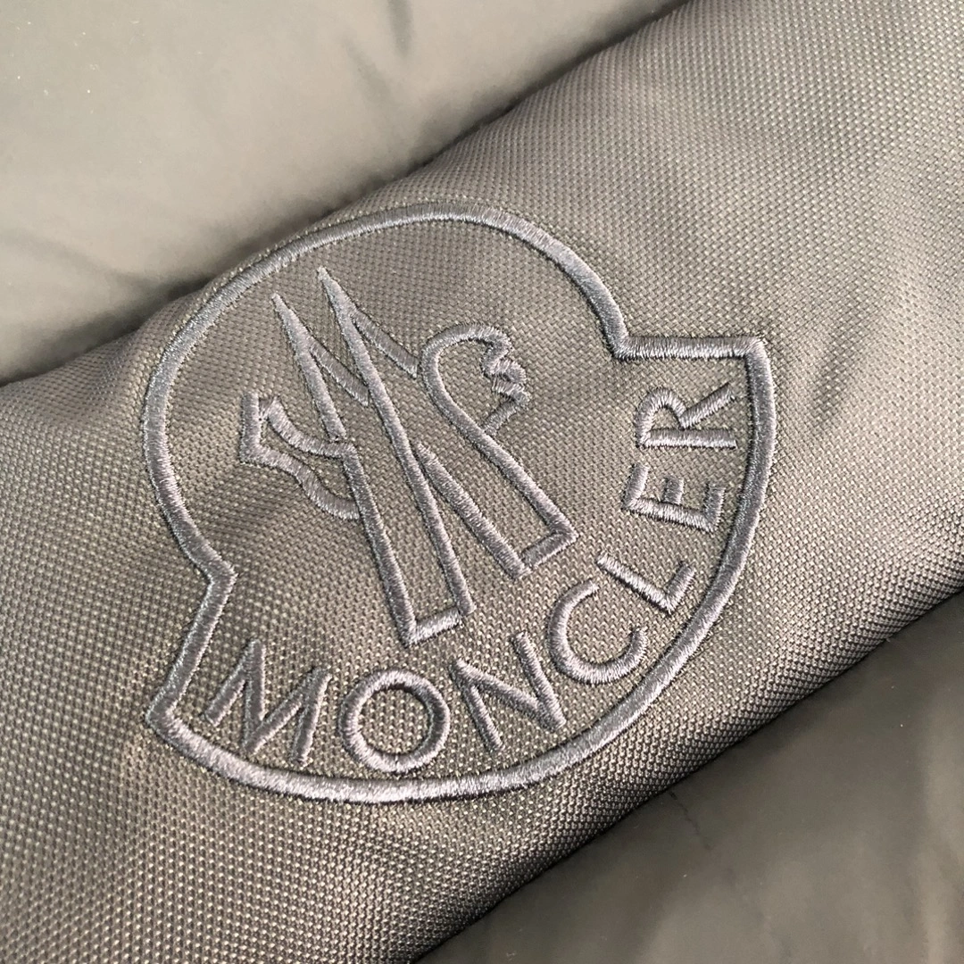 Moncler Down Jackets Trendy 146549