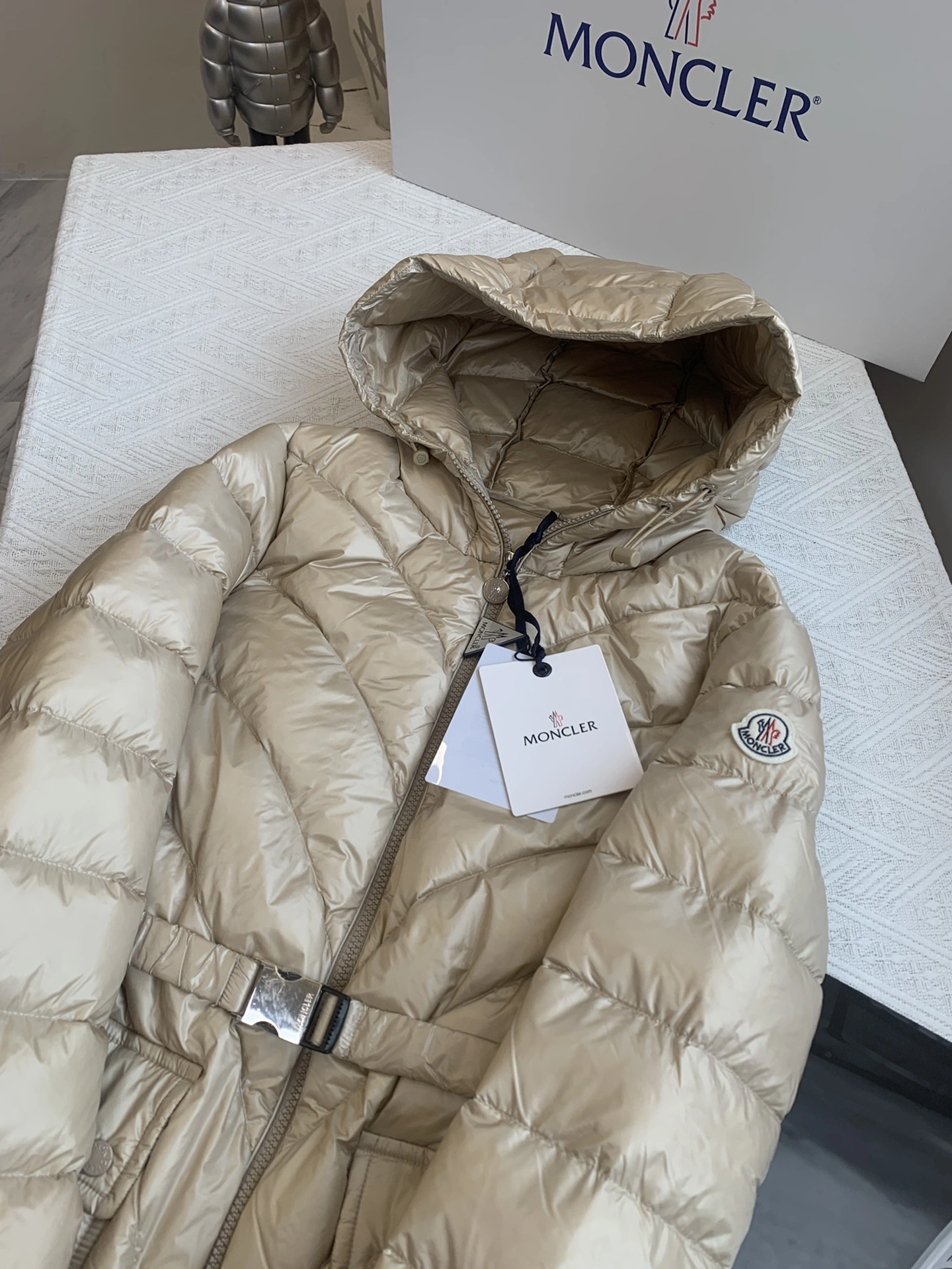 Moncler Down Jackets ComfortFit 146533