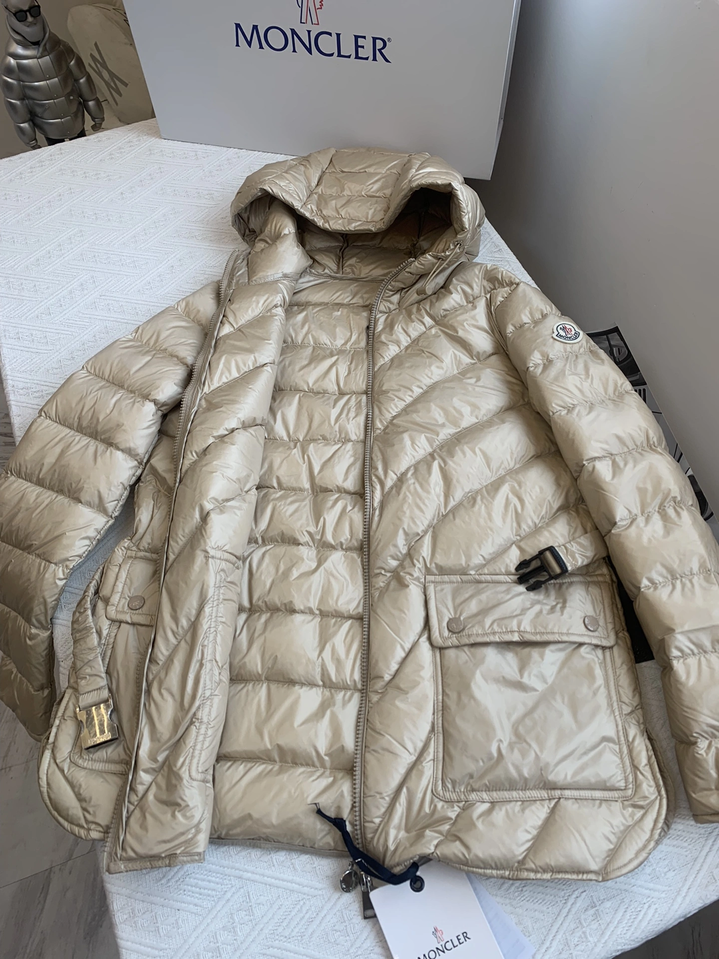 Moncler Down Jackets ComfortFit 146533