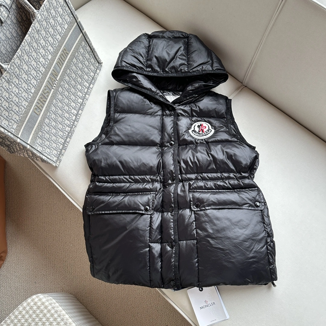 Moncler Down Jackets Practical 146540