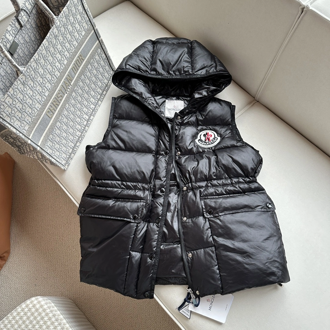 Moncler Down Jackets Practical 146540