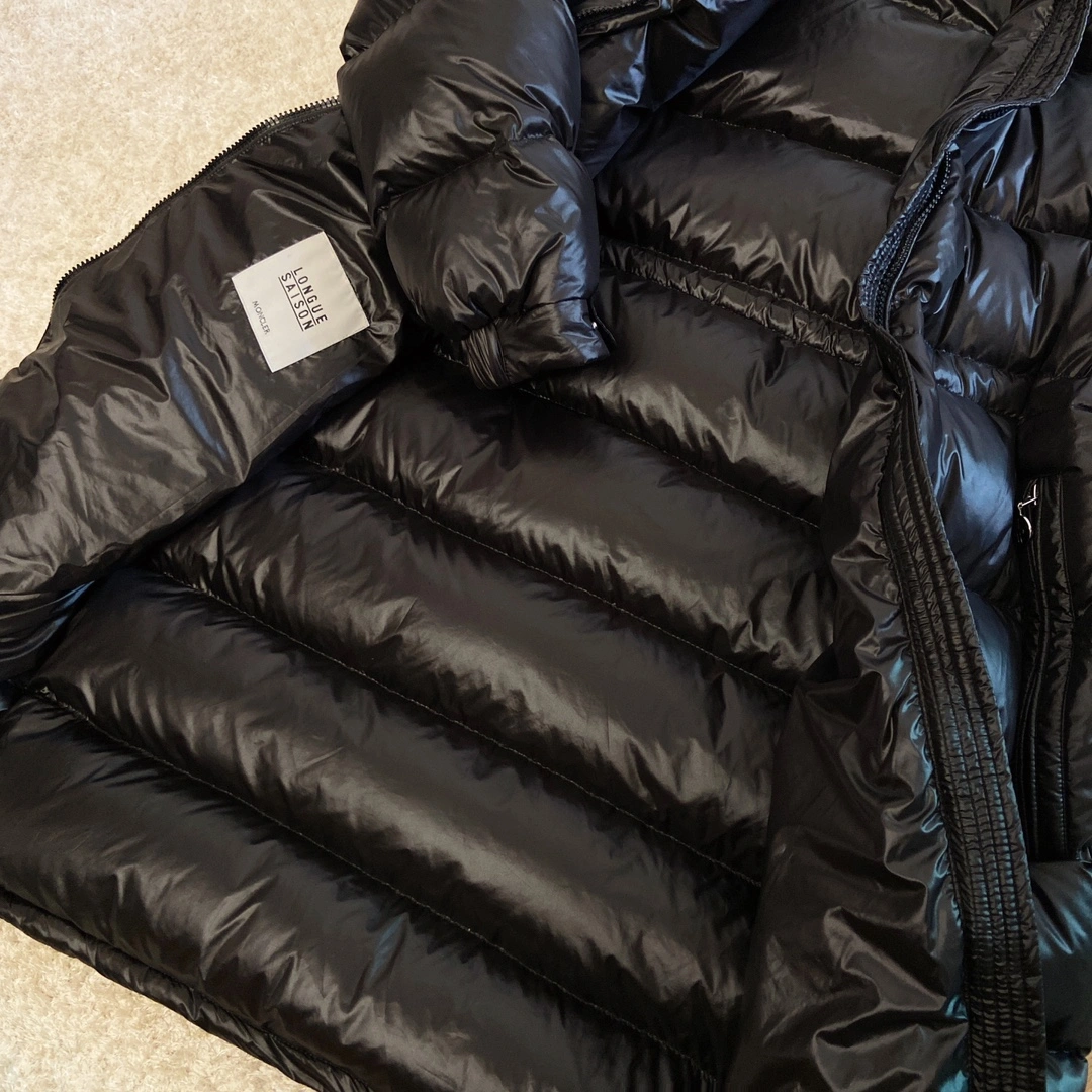 HighQuality Moncler Down Jackets 146537