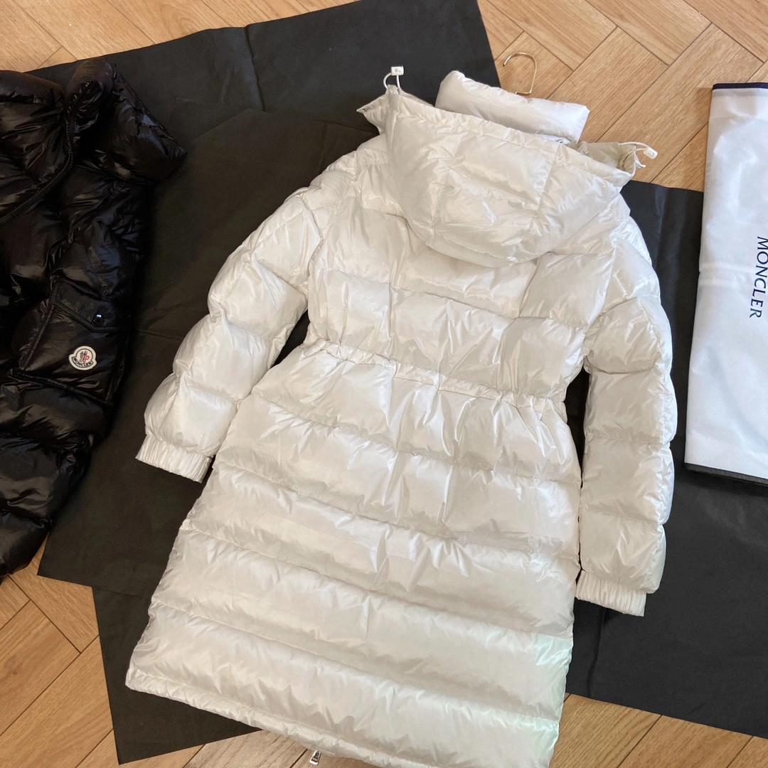 Moncler Down Jackets Flexible 146528