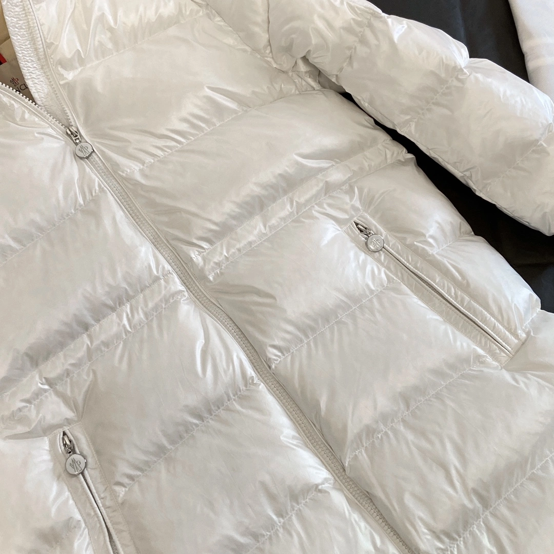 Moncler Down Jackets Flexible 146528