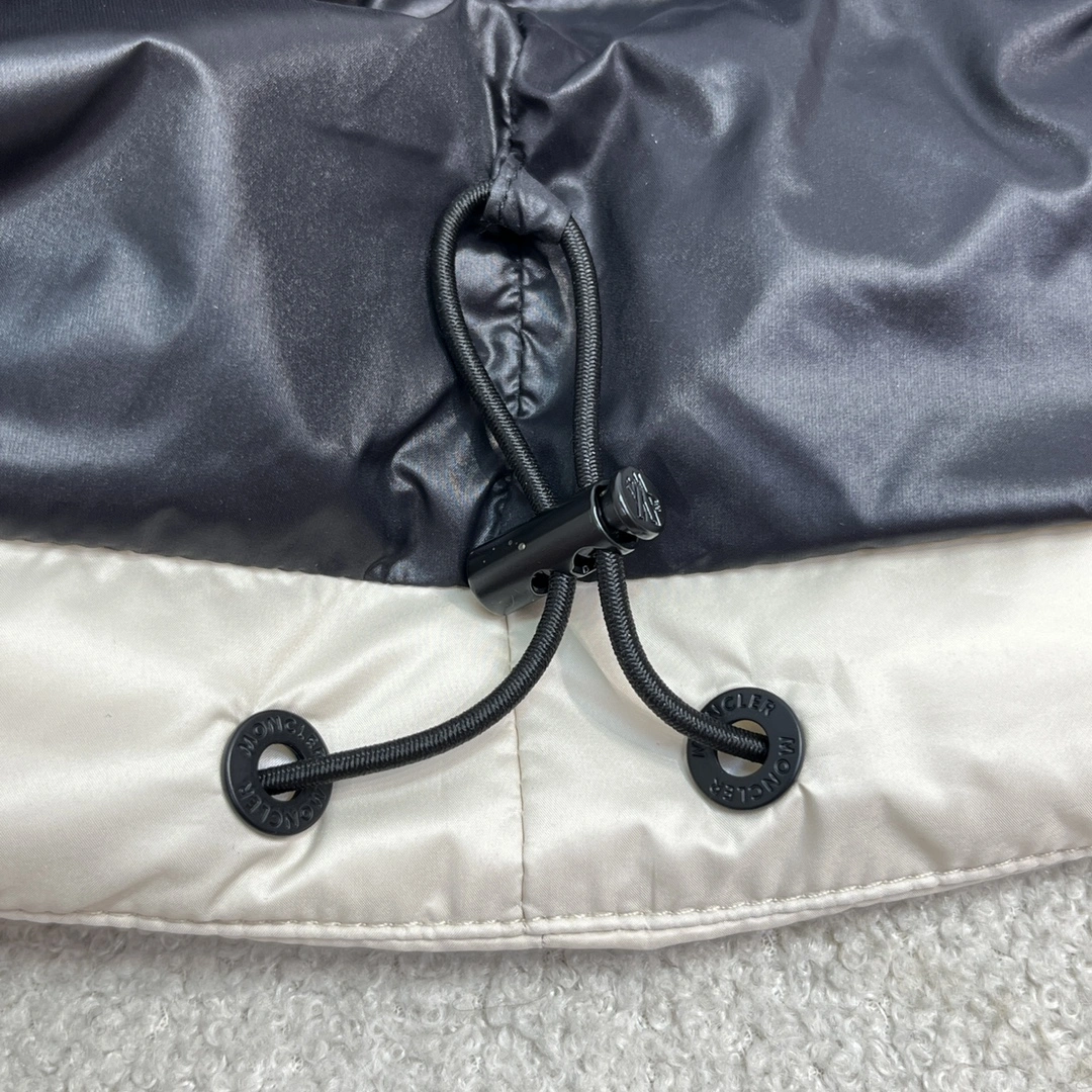 Moncler Down Jackets GoodFit 146526