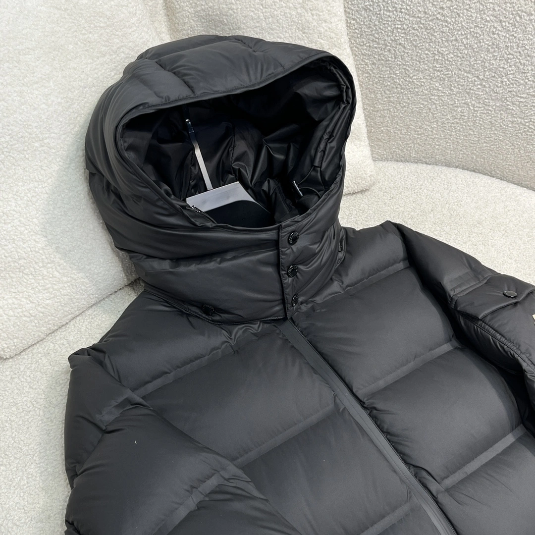 Moncler Down Jackets Practical 146524