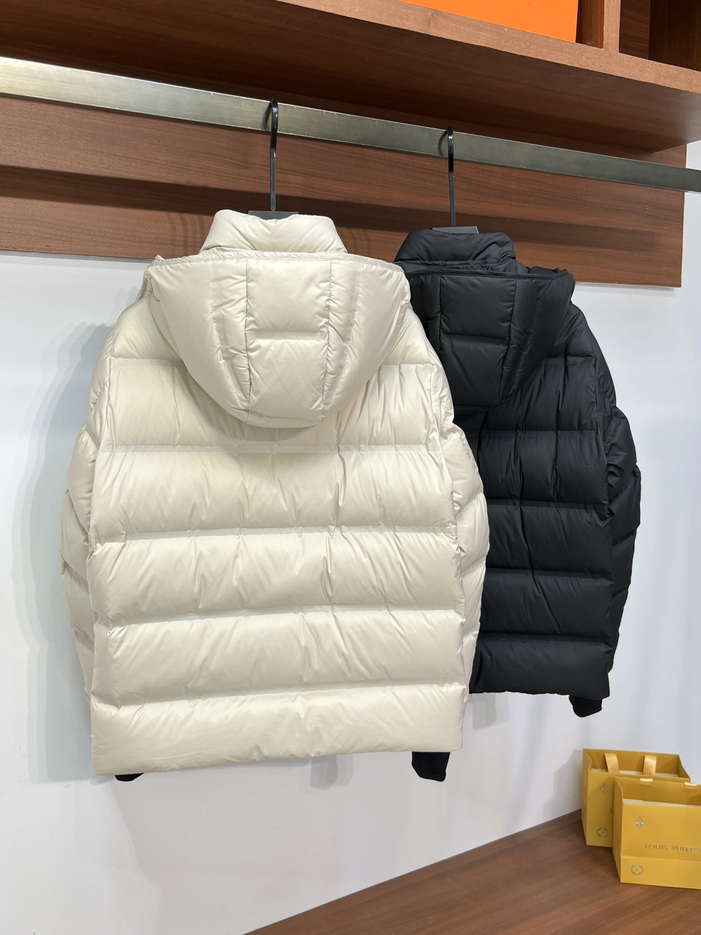 Sustainable Moncler Down Jackets 146550
