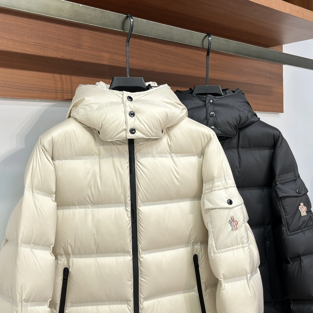 Sustainable Moncler Down Jackets 146550