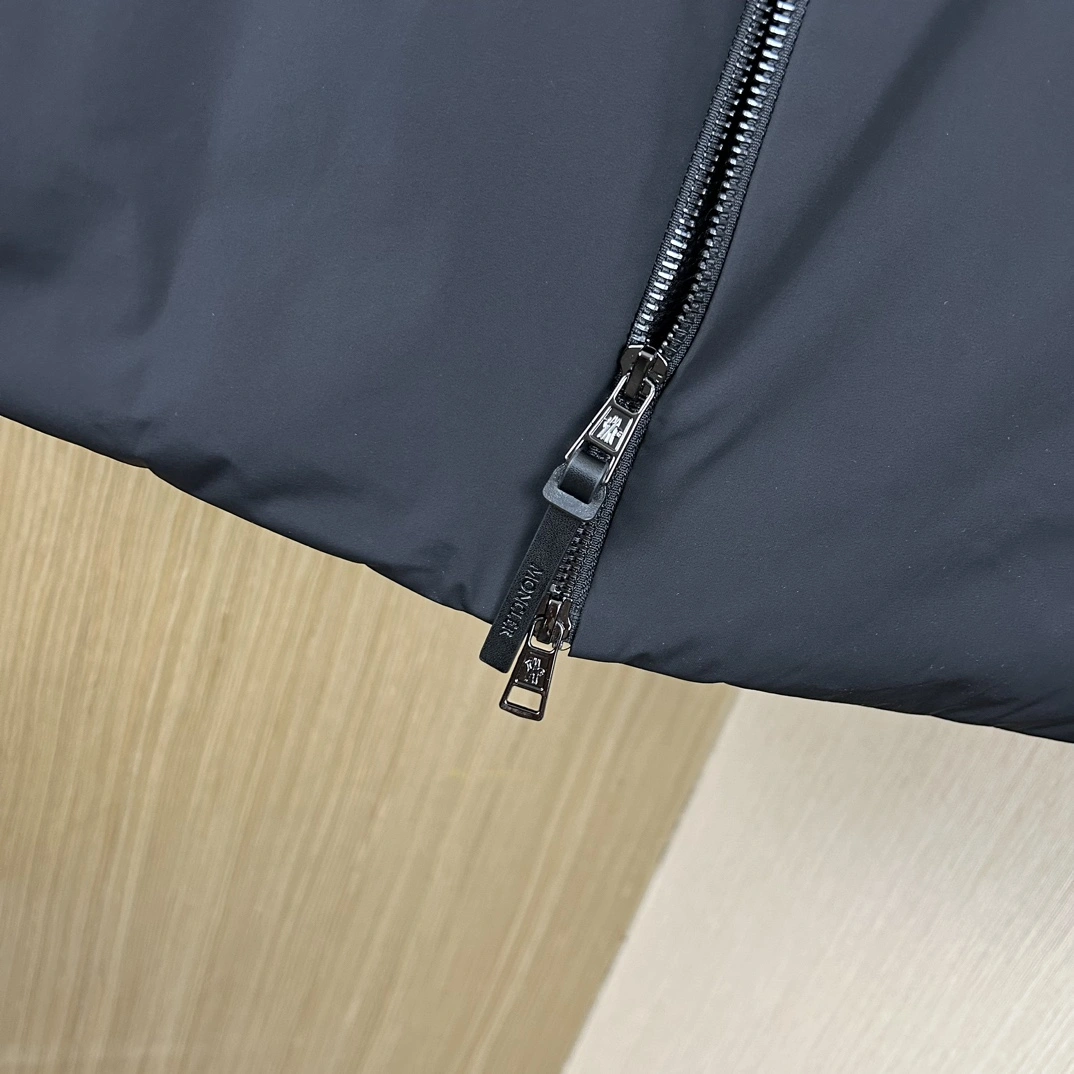 GoodFit Moncler Down Jackets 146529