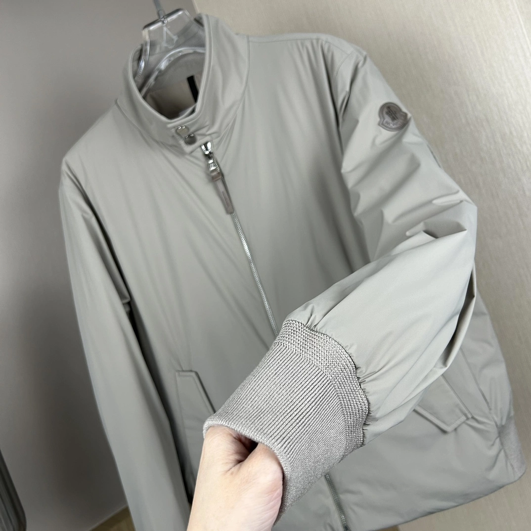 Moncler Down Jackets Breathable 146525