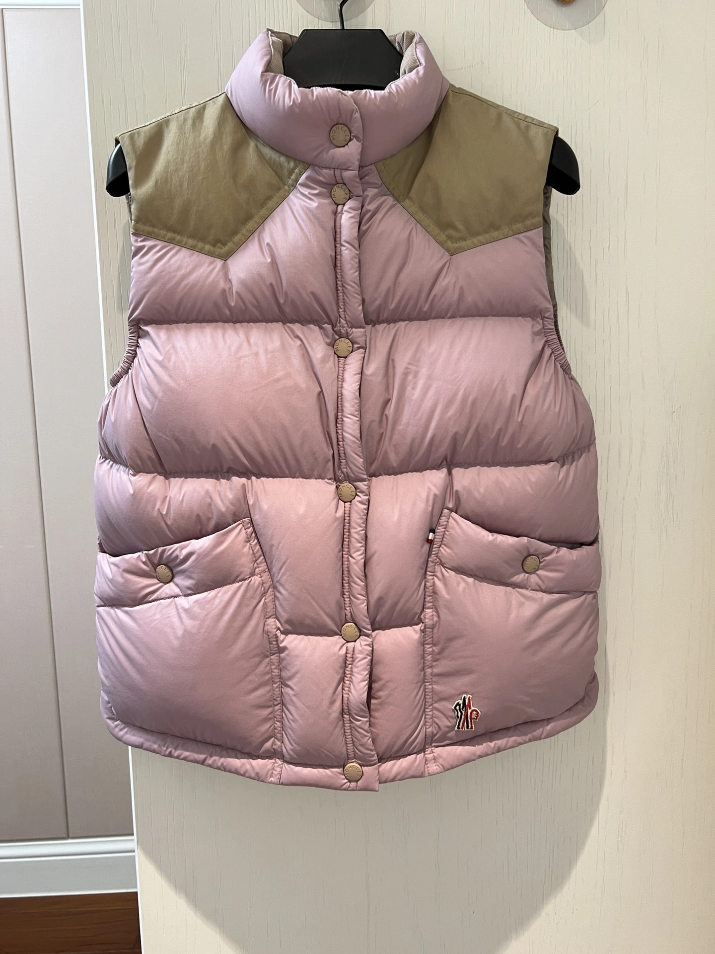 Durable Moncler Down Jackets 146522