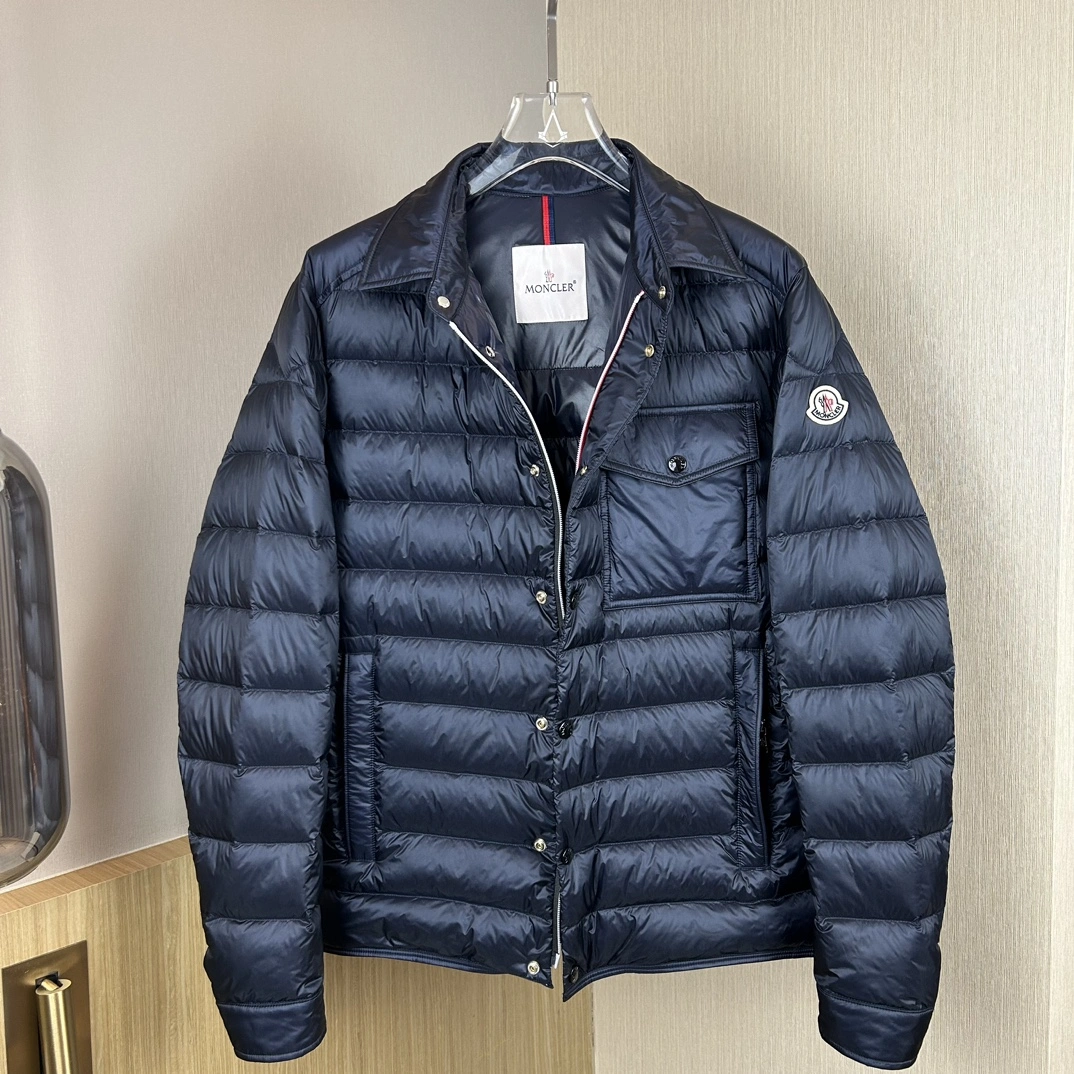 Moncler Down Jackets Modern 146547