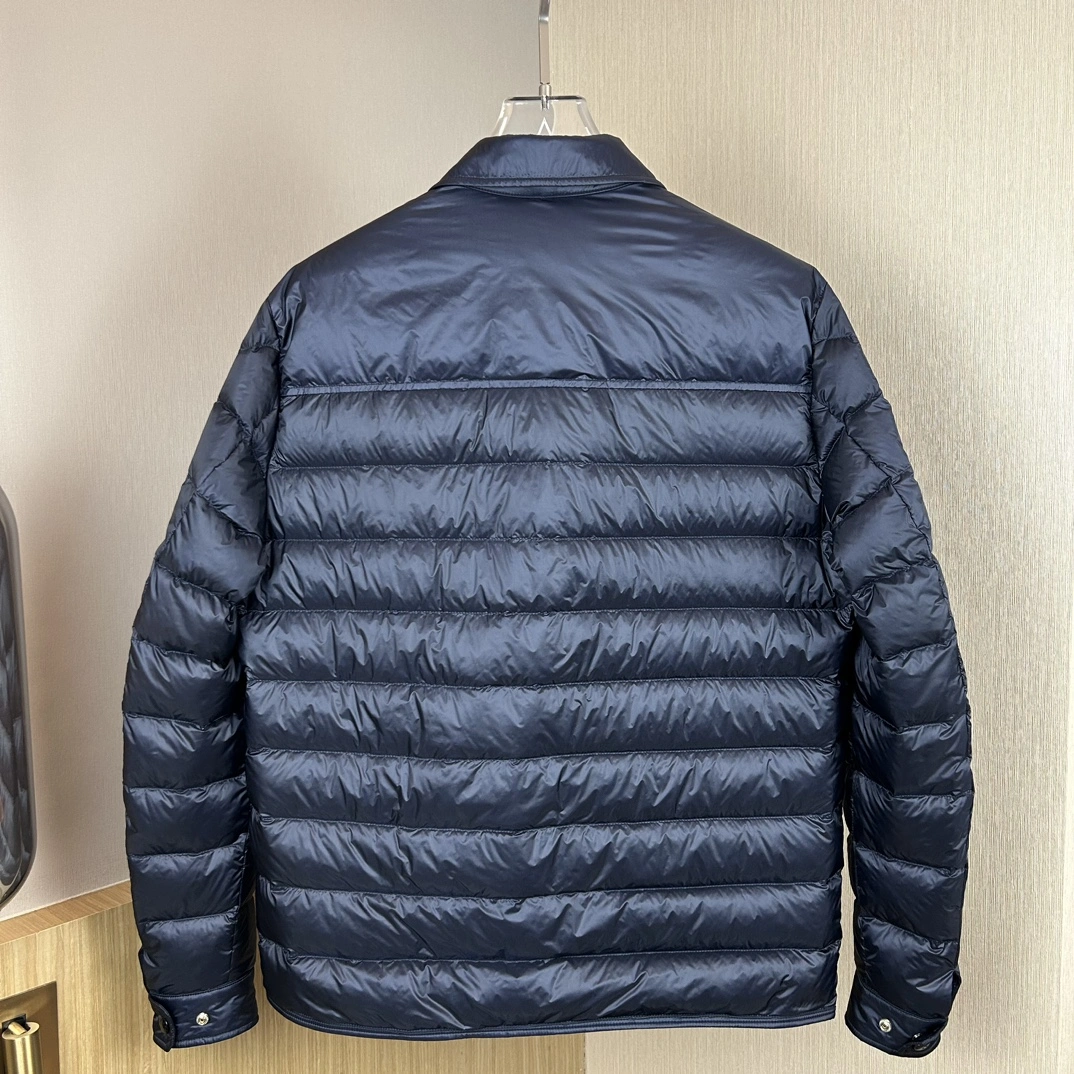 Moncler Down Jackets Modern 146547