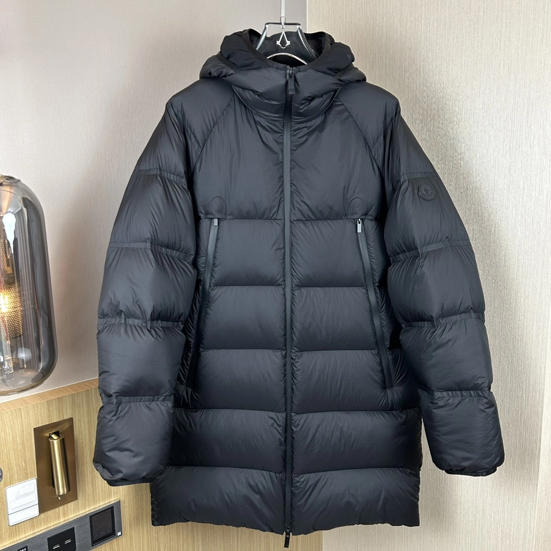 Effortless Moncler Down Jackets 146519