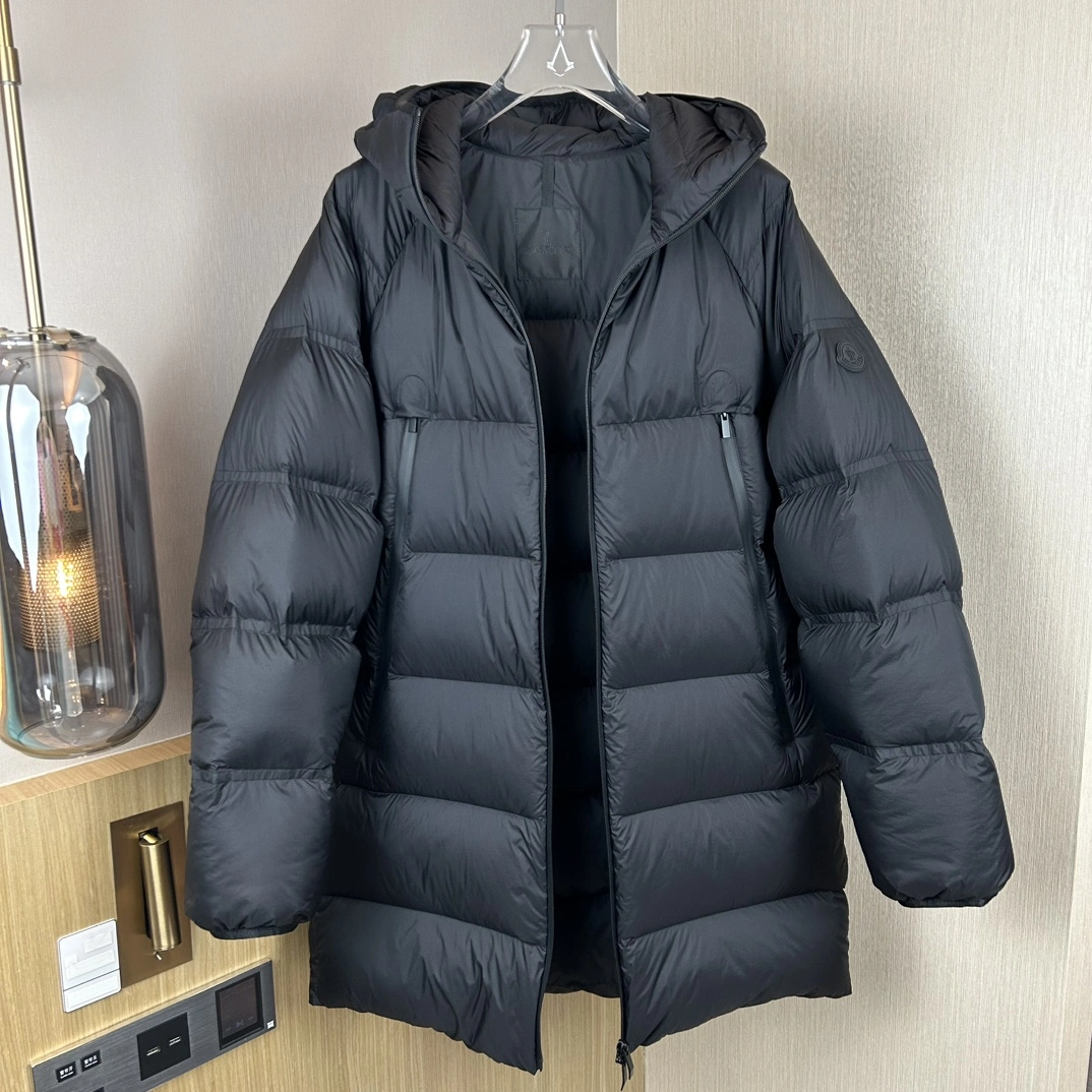 Effortless Moncler Down Jackets 146519