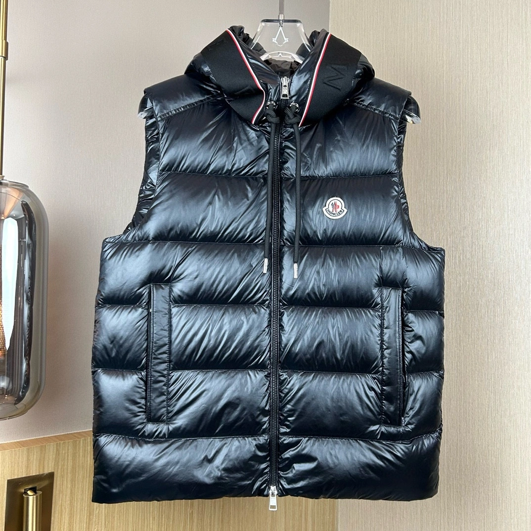 Moncler Down Jackets Breathable 146520