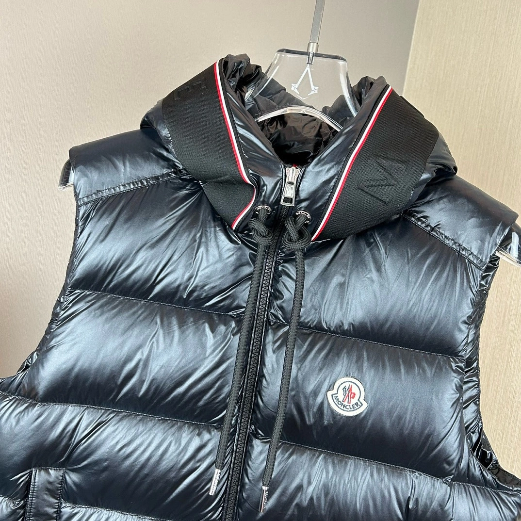 Moncler Down Jackets Breathable 146520
