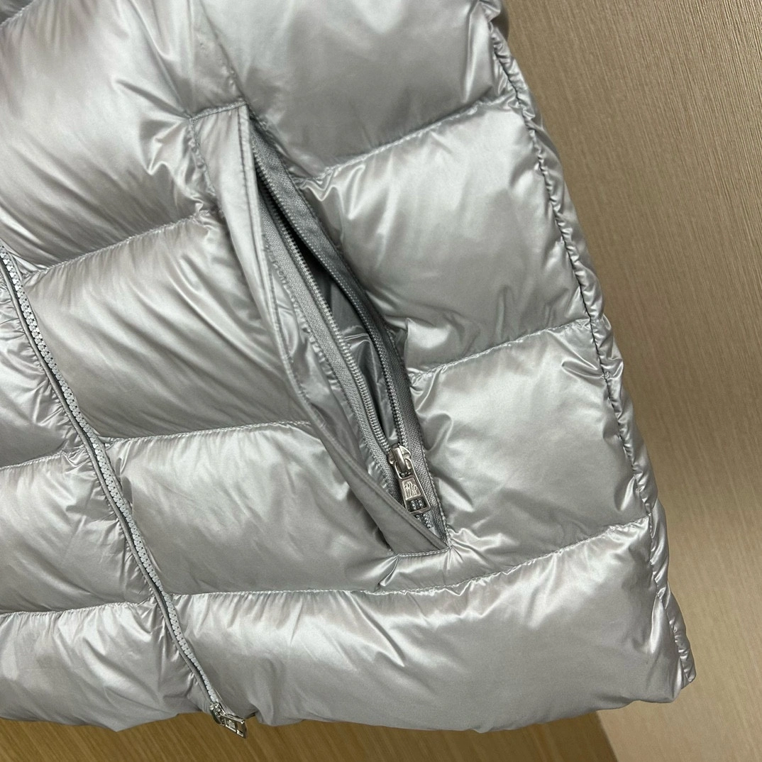 Bold Moncler Down Jackets 146518