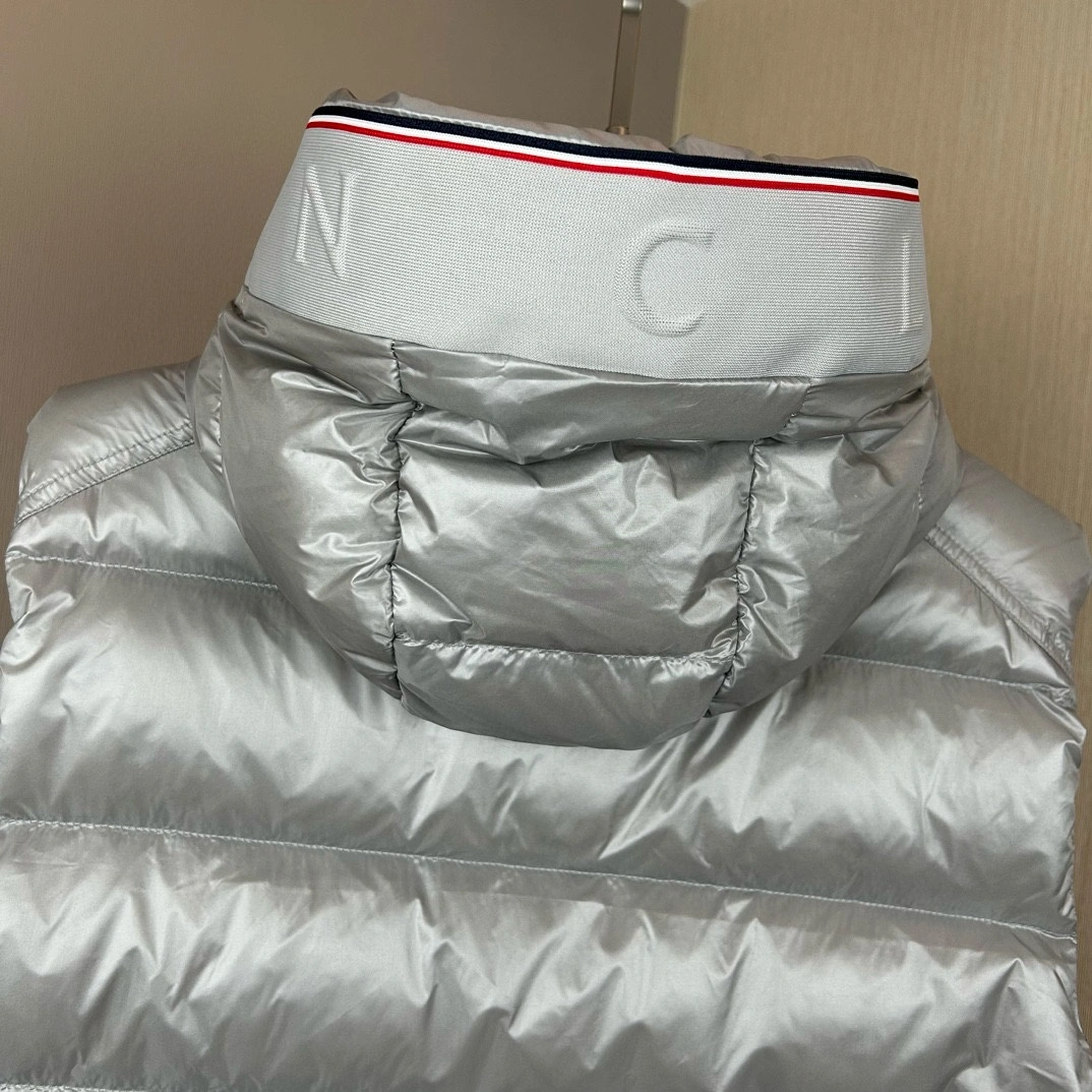Bold Moncler Down Jackets 146518