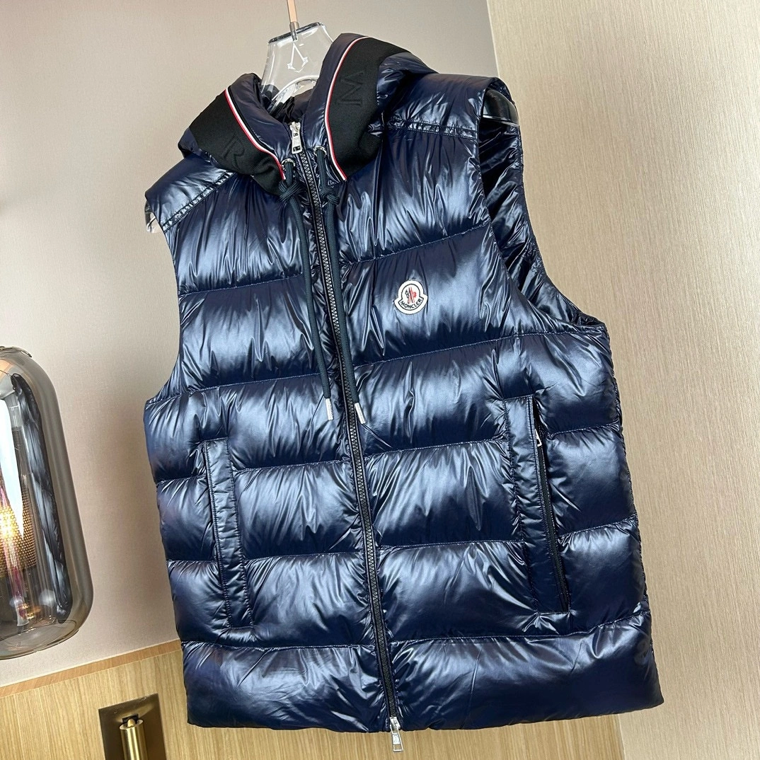 Lightweight Moncler Down Jackets 146517