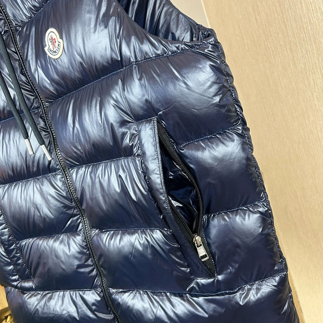 Lightweight Moncler Down Jackets 146517