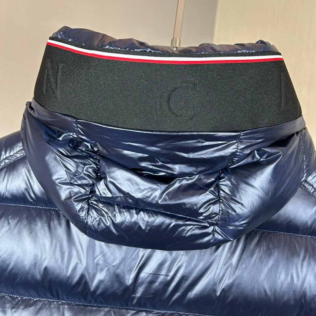 Lightweight Moncler Down Jackets 146517