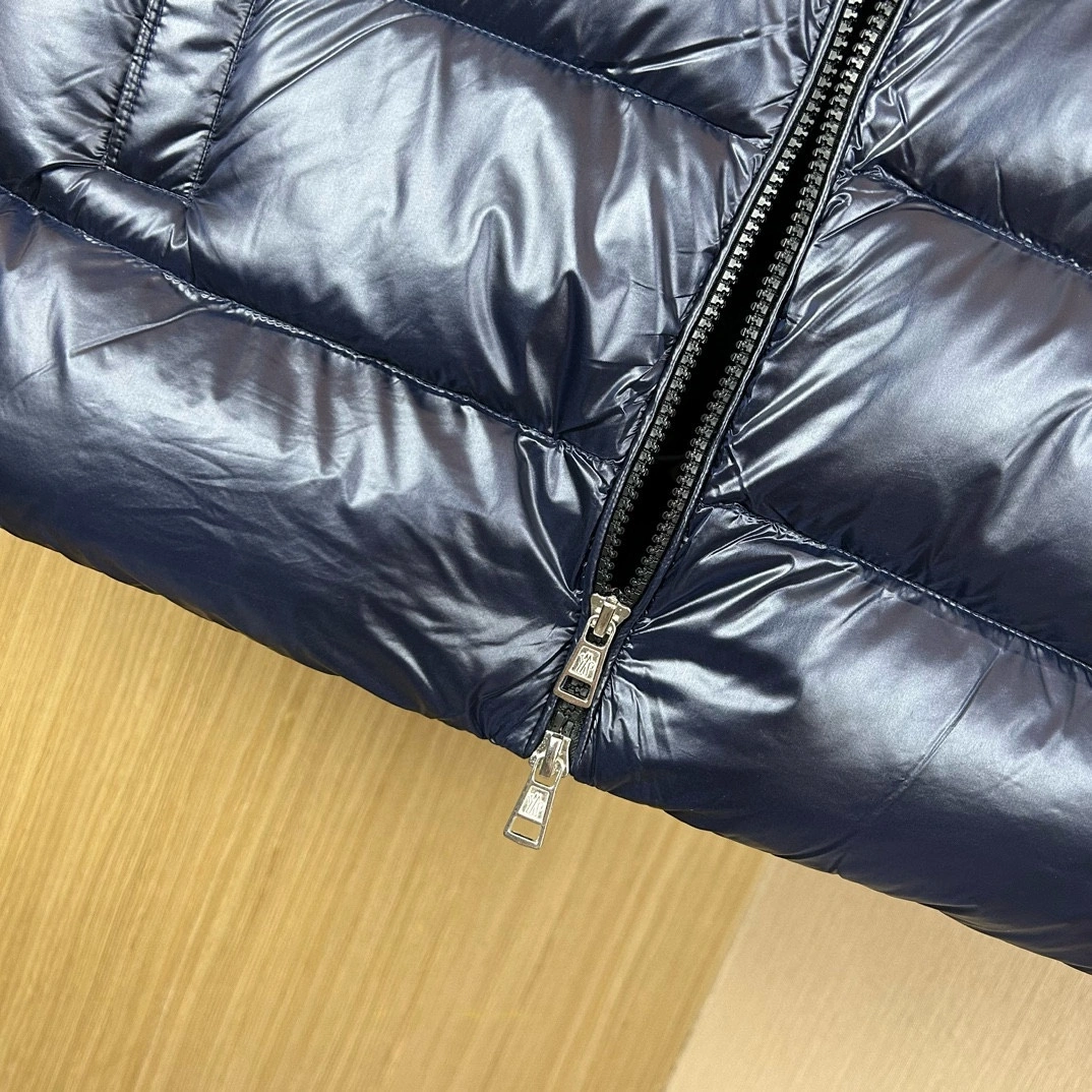 Lightweight Moncler Down Jackets 146517
