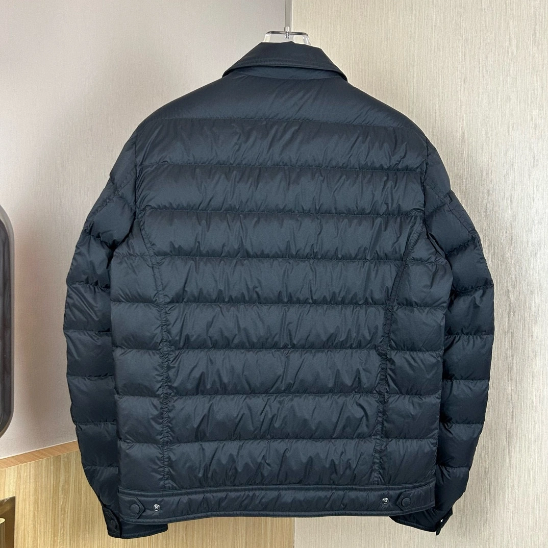 Lightweight Moncler Down Jackets 146516