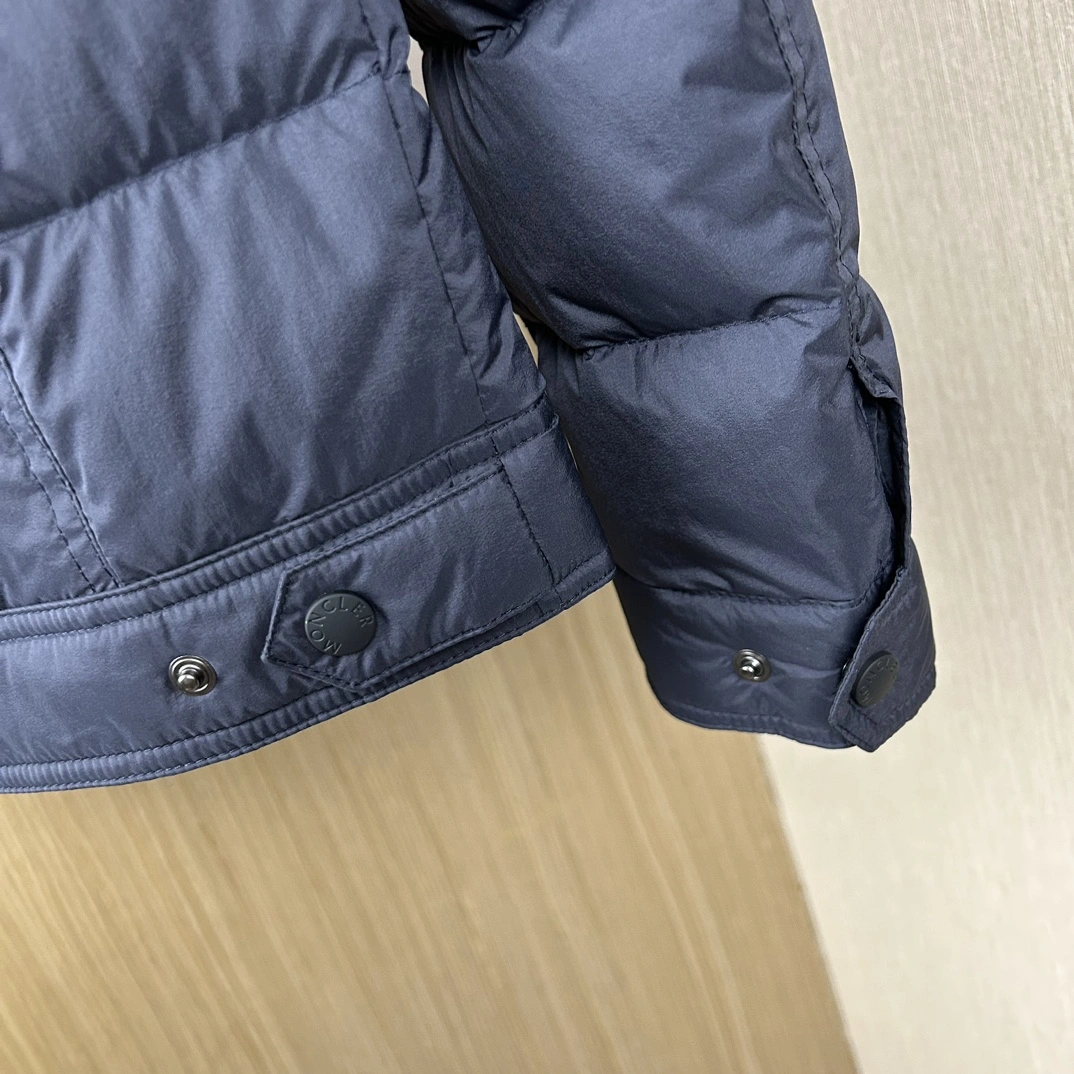 RelaxedFit Moncler Down Jackets 146523